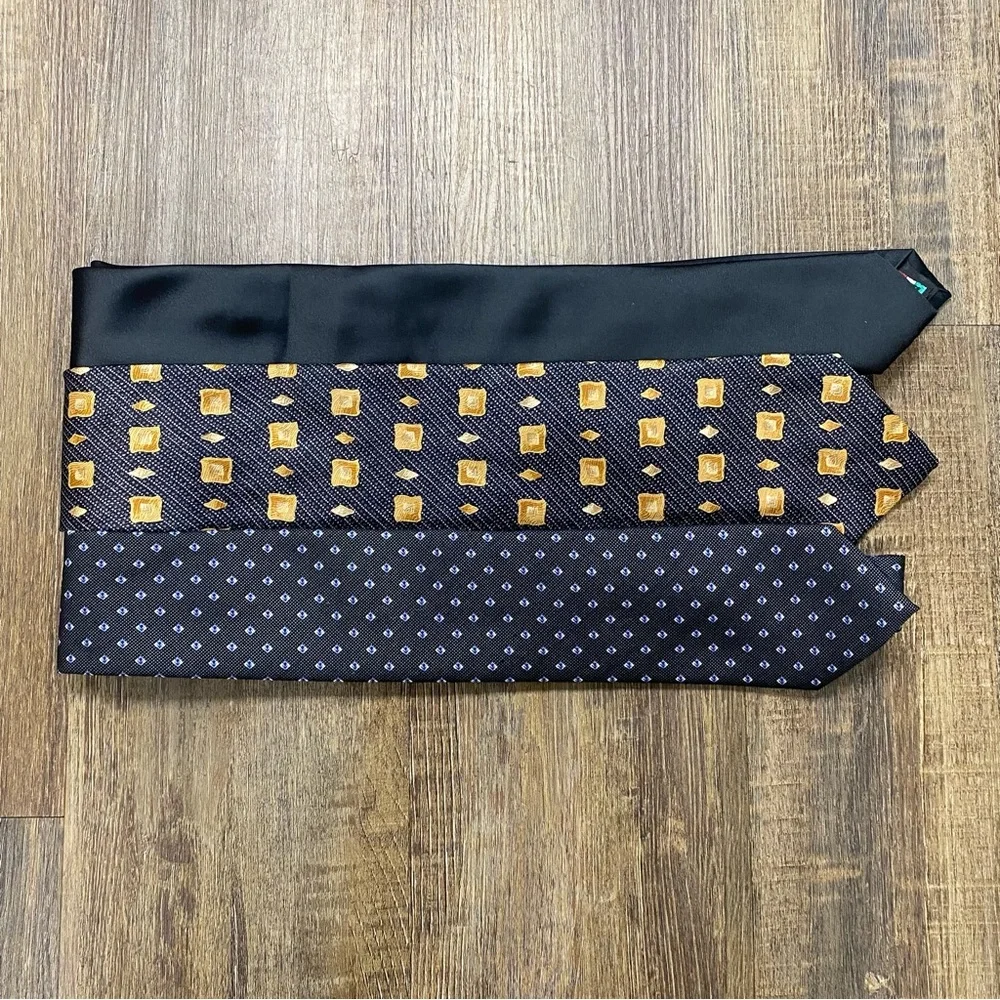 Elegant Black and Gold Men's Lot Ties Parisian Signature, QBrand, Joseph‎ Abboud